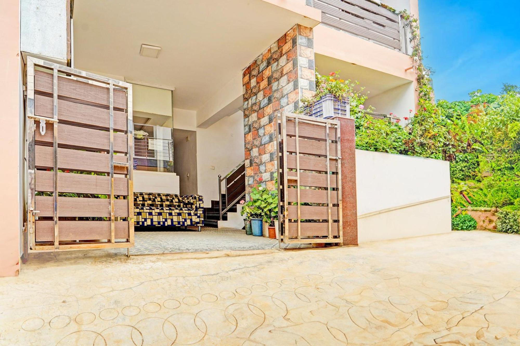 Hotel O Vijaynagar Road Formerly Anmol Peace Stay Ooty Exterior foto